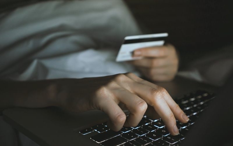 how-does-the-porn-industry-actually-make-money-today